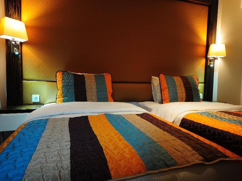 Ottopera Hotel (Adults Only) Истанбул Екстериор снимка