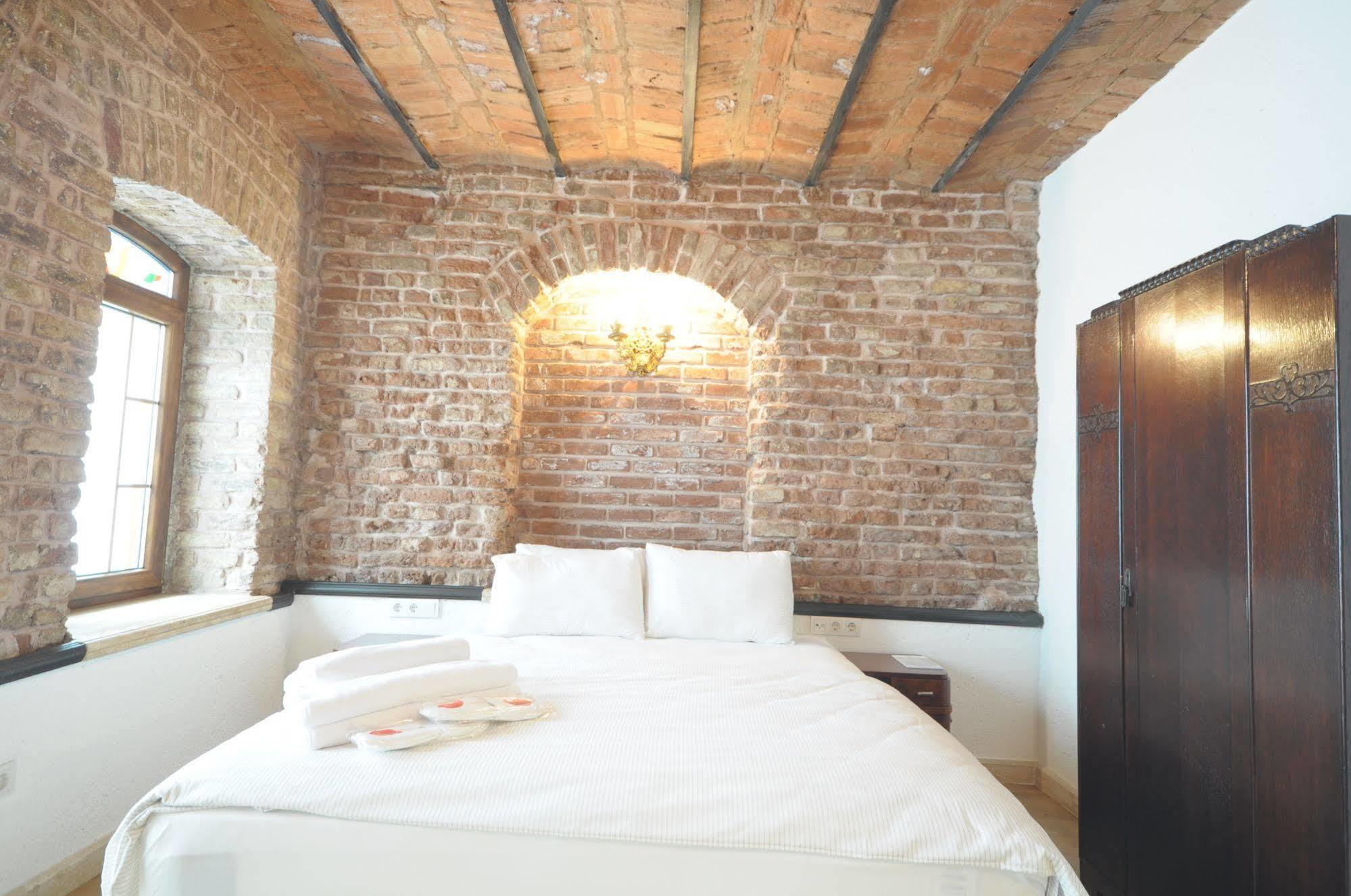 Ottopera Hotel (Adults Only) Истанбул Екстериор снимка